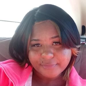 Meet your Posher, Donye